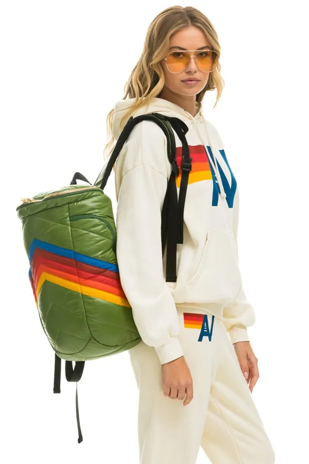 Women Backpacks Aviator Nation PEAK PUFFER BACKPACK 8211 GARDEN GREEN GLOSSY
