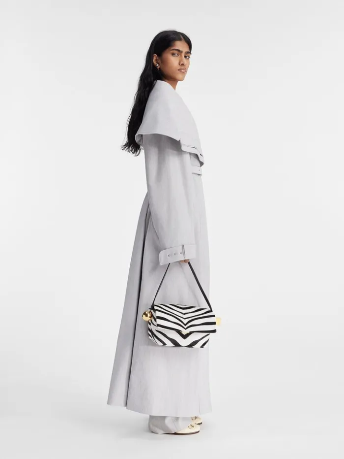 Women Coats and Jackets JACQUEMUS The Caruso Trench Coat Light Grey Women Coats and Jackets JACQUEMUS The Caruso Trench Coat Light Grey