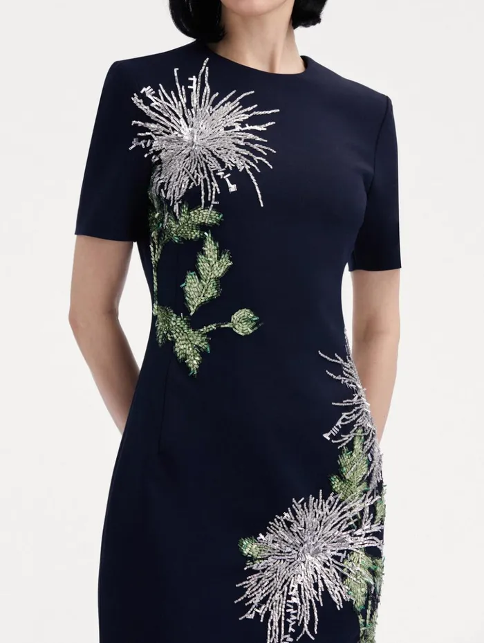Women Dresses Oscar De La Renta Chrysanthemum Crystal Embroidered Pencil Dress Navy Women Dresses Oscar De La Renta Chrysanthemum Crystal Embroidered Pencil Dress Navy