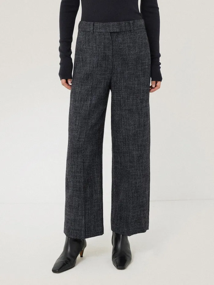 Women Hale Boucle Cropped Trousers Navy Jigsaw Trousers