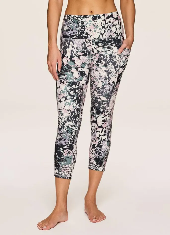 Women In The Wild Ultra Hold Capri Multi RBX Active Leggings