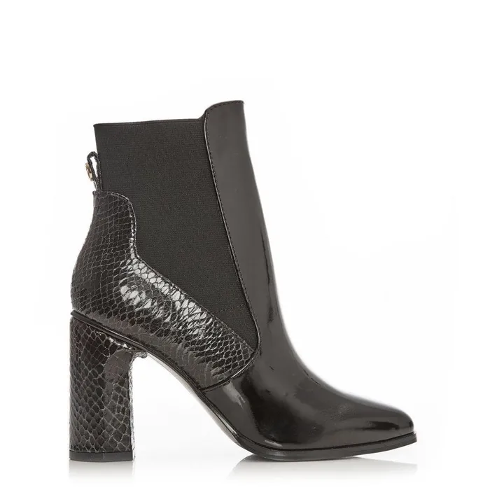 Women Moda In Pelle Black Boots Katiee Black Patent
