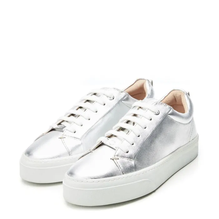 Women Moda In Pelle Casual Trainers Aiyla Silver Leather