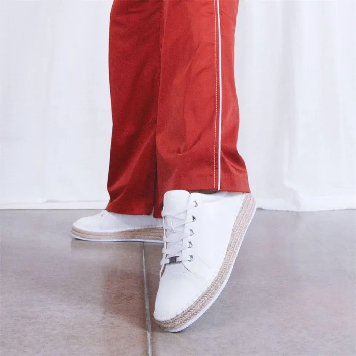 Women Moda In Pelle Casual Trainers Breely White Porvair