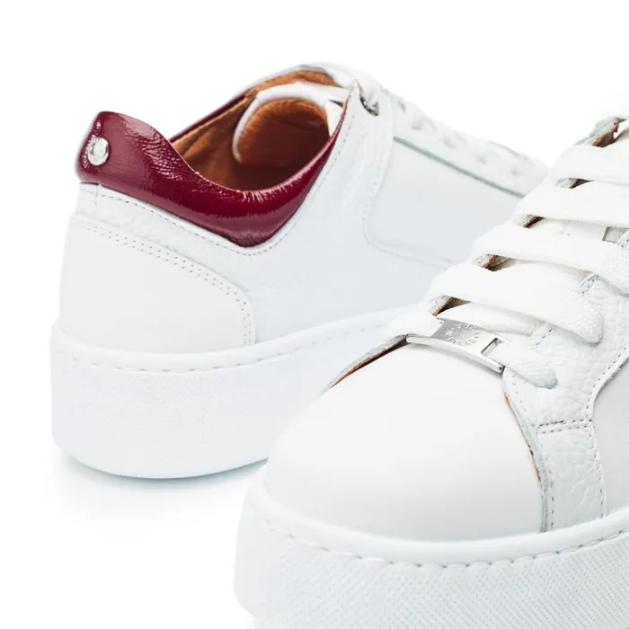 Women Moda In Pelle Casual Trainers Brienau White Leather
