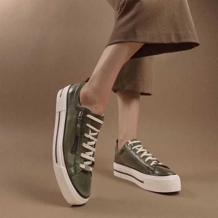 Women Moda In Pelle Casual Trainers Filician Green Leather