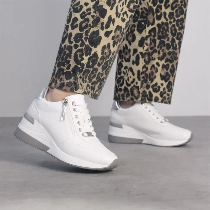Women Moda In Pelle Chunky Trainers Claudie White Porvair