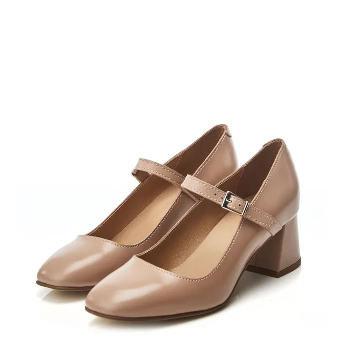 Women Moda In Pelle Court Shoes Fawwn Cameo Leather