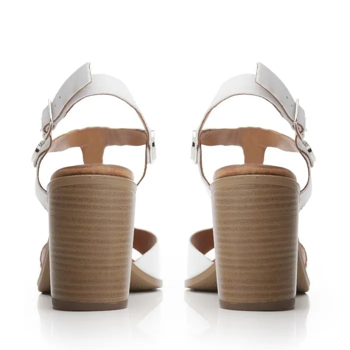 Women Moda In Pelle Heeled Sandals Lusia Off White Leather