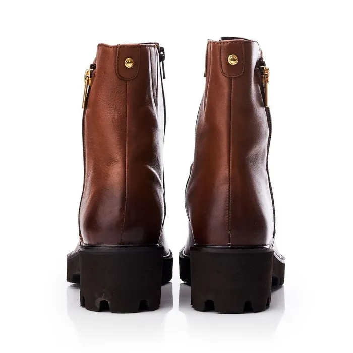 Women Moda In Pelle Riding And Flat Boots Calandra Tan Leather