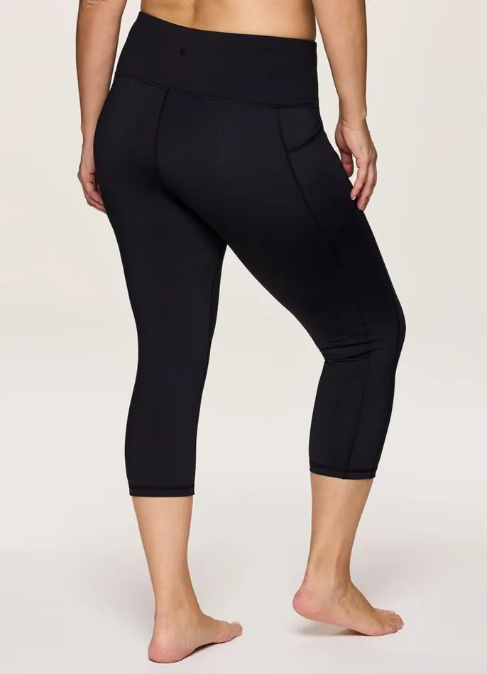 Women Plus Tech Flex Ultra Hold Capri Black RBX Active Leggings