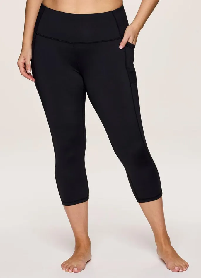 Women Plus Tech Flex Ultra Hold Capri Black RBX Active Leggings