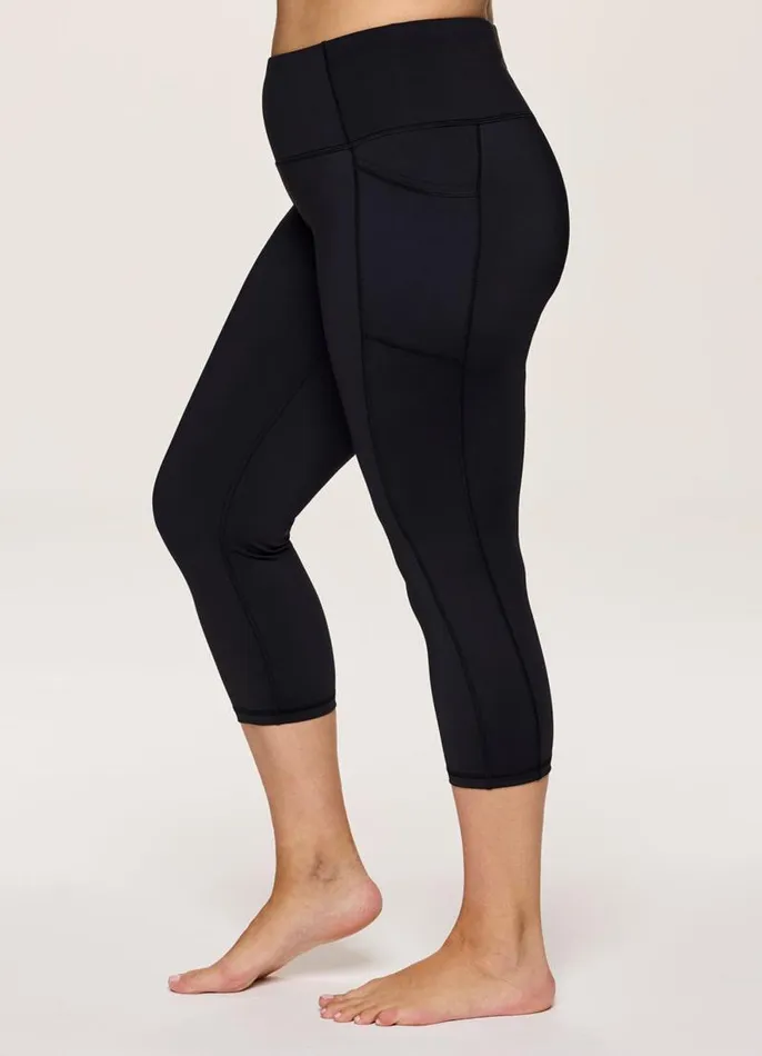 Women Plus Tech Flex Ultra Hold Capri Black RBX Active Leggings