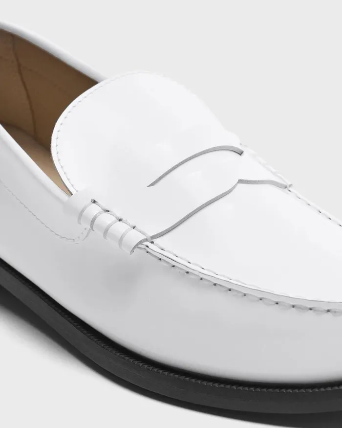 Women Theory Shoes City Loafer In Leather White