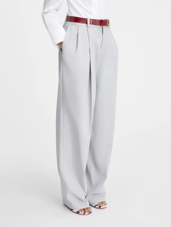 Women Trousers and Shorts JACQUEMUS The Curzio Pants Light Grey Women Trousers and Shorts JACQUEMUS The Curzio Pants Light Grey